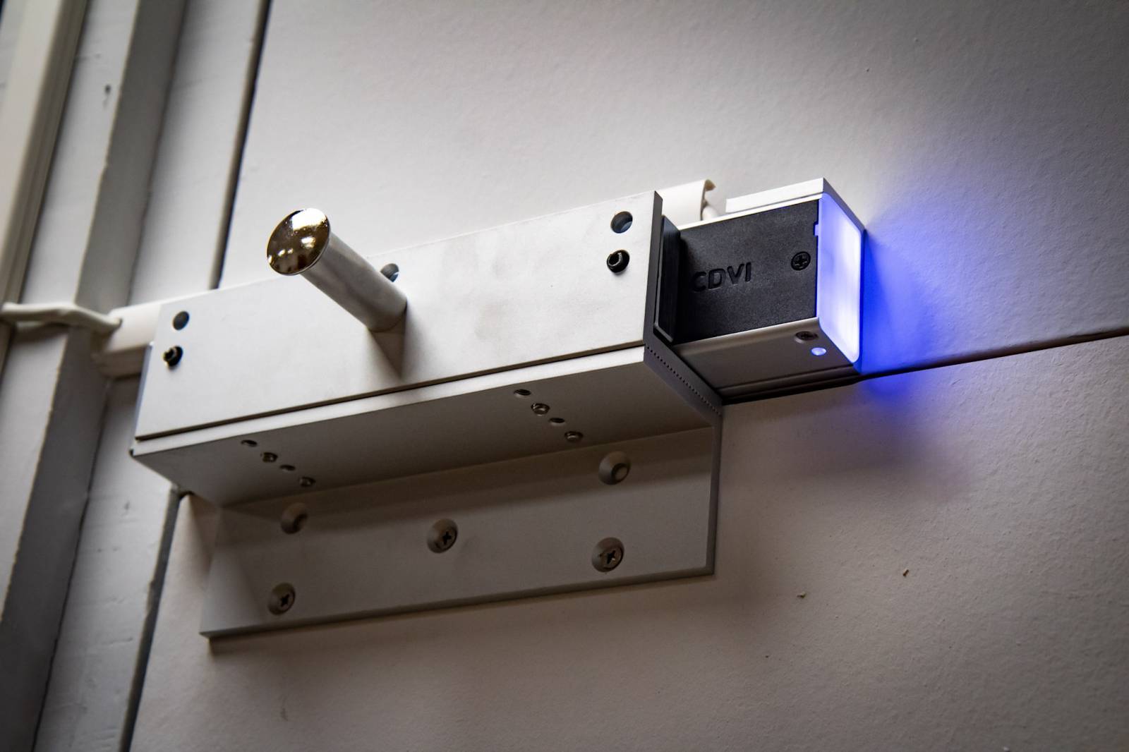 Installation de serrures non connectées pour sécuriser ses locaux professionnels à Lyon région Auvergne-Rhône-Alpes